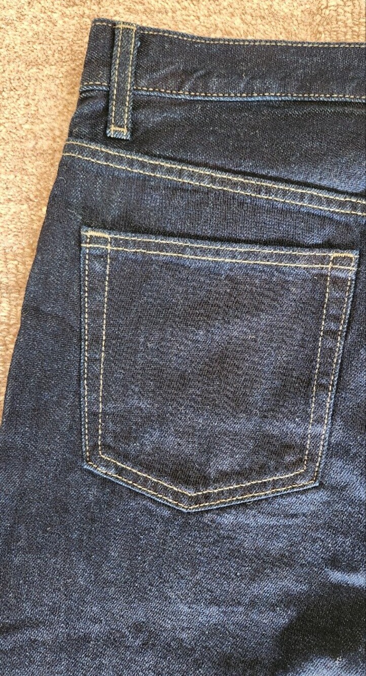 NWT Women's Uniqlo Wide Straight Jeans In Navy Dark Wash - Picture 9 of 10